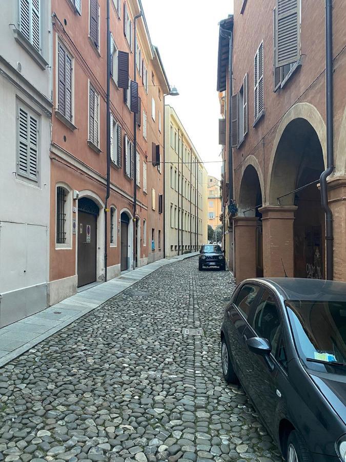 Empire - Affittacamere Modena Eksteriør billede